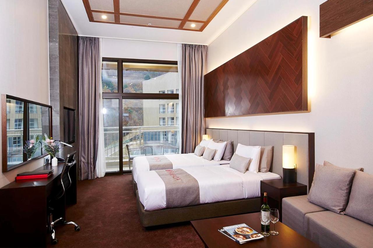 Ramada Hotel & Suite By Wyndham Gangwon Pyeongchang Dış mekan fotoğraf